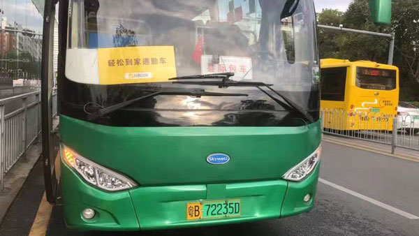 （大巴車租車平臺(tái)）大巴租車的方便性讓企業(yè)抉擇買車還是